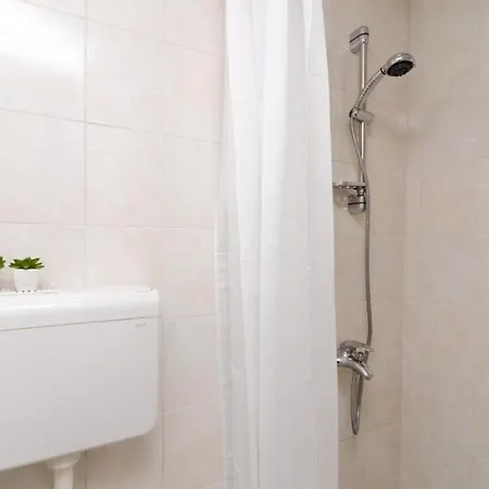 Boo - Two Bedroom With Two Balconies Dubrovnik