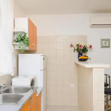 Boo - Two Bedroom With Two Balconies Apartmán
