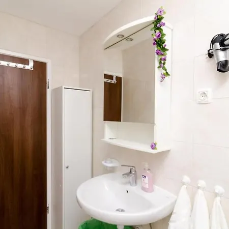 Boo - Two Bedroom With Two Balconies Ντουμπρόβνικ